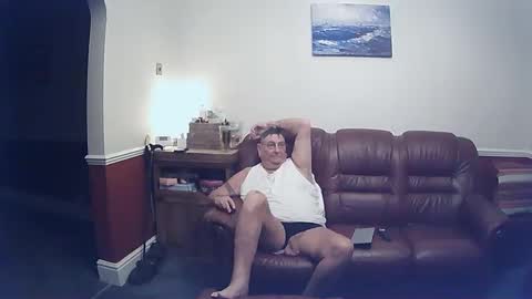 MAX online show from 8, 2, 2025