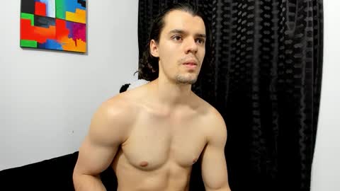 Snapshot of maxi_styles chatting on 11, 11, 2025 Alex online show from 11, 11, 2025