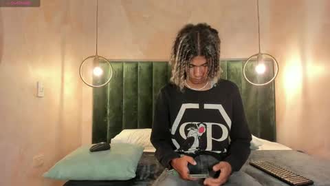 maxim online show from 28, 1, 2025