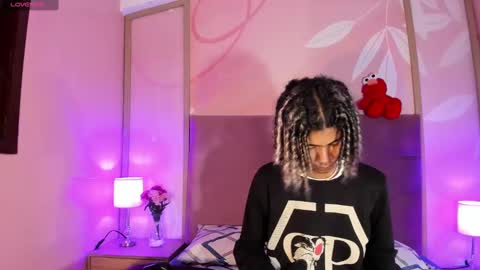 maxim online show from 4, 2, 2025