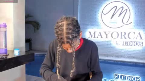 maxim online show from 22, 2, 2025