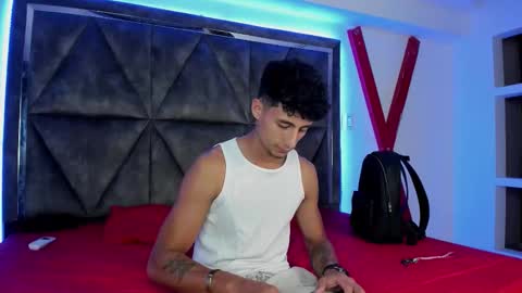 Snapshot of maximo_romano chatting on 21, 10, 2025 Maximo online show from 21, 10, 2025