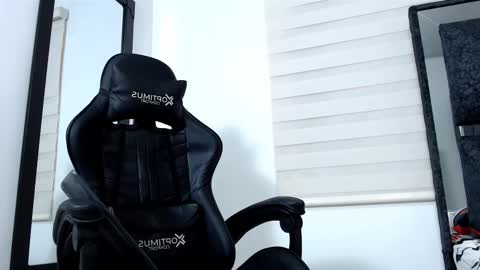 Maximo Sebastian online show from 10, 3, 2025