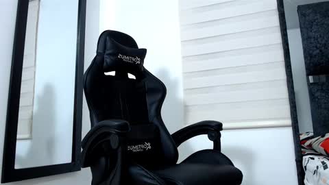 Maximo Sebastian online show from 12, 3, 2025