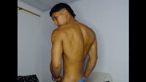 Maximo Aron Vega online show from 22, 12, 2024