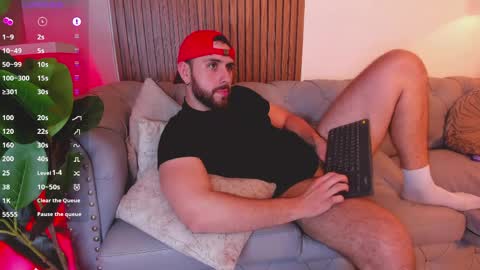 Snapshot of maximo_wolf1 chatting on 21, 4, 2026 Maximo Wolf online show from 21, 4, 2026