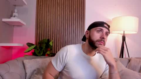 Snapshot of maximo_wolf1 chatting on 9, 5, 2026 Maximo Wolf online show from 9, 5, 2026