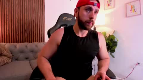 Snapshot of maximo_wolf1 chatting on 9, 6, 2026 Maximo Wolf online show from 9, 6, 2026