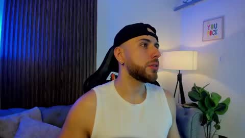 Snapshot of maximo_wolf1 chatting on 24, 7, 2026 Maximo Wolf online show from 24, 7, 2026