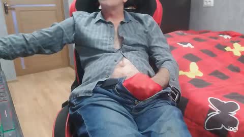 maximus3334 online show from 21, 10, 2025