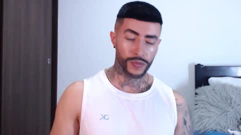 Independent Model online show from 24, 1, 2025