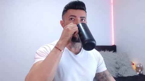 Independent Model online show from 21, 9, 2025