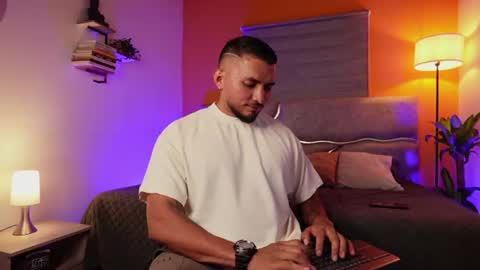 Snapshot of maximusclark chatting on 13, 6, 2026 Maximus Clark online show from 13, 6, 2026