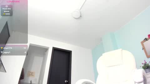 Snapshot of maximuss_19 chatting on 20, 1, 2025 Maximus online show from 20, 1, 2025