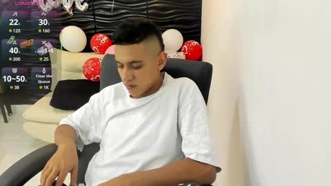 Snapshot of maximuss_19 chatting on 17, 2, 2025 Maximus online show from 17, 2, 2025