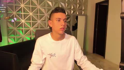 Snapshot of maximuss_19 chatting on 23, 2, 2025 Maximus online show from 23, 2, 2025