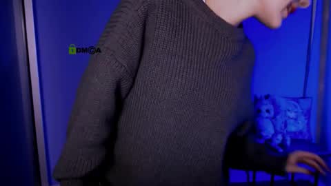 Snapshot of maxine_star chatting on 9, 10, 2025 your cat online show from 9, 10, 2025