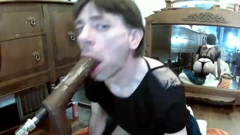 Snapshot of maxjr8008 chatting on 6, 10, 2025 maxjr8008 online show from 6, 10, 2025