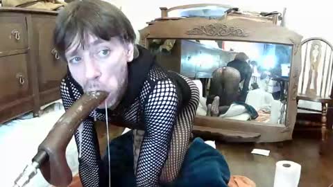 Snapshot of maxjr8008 chatting on 3, 11, 2025 maxjr8008 online show from 3, 11, 2025