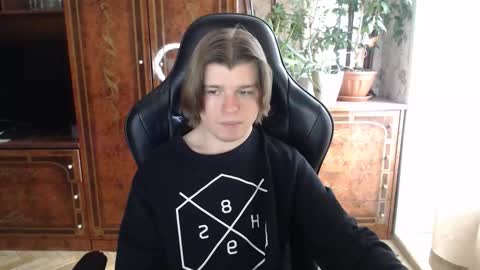 Max online show from 6, 2, 2026