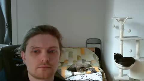 Snapshot of maxs_93 chatting on 6, 10, 2025 maxs_93 online show from 6, 10, 2025