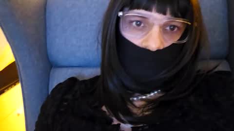 Max online show from 28, 2, 2026