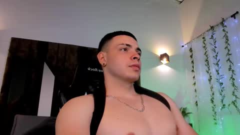 MAX online show from 7, 2, 2025