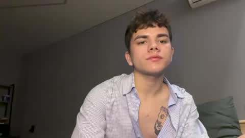 Snapshot of maxwoolf chatting on 29, 4, 2026 Max online show from 29, 4, 2026