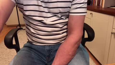 Snapshot of maxx_martin chatting on 3, 12, 2024 Max online show from 3, 12, 2024