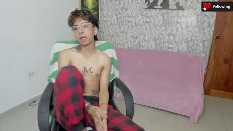 Snapshot of maxxis_eli01 chatting on 9, 10, 2025 maxxis_eli01 online show from 9, 10, 2025