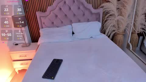 Maxine Minx online show from 27, 2, 2026