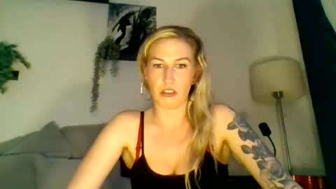 Snapshot of may4jay chatting on 23, 6, 2026 may4jay online show from 23, 6, 2026