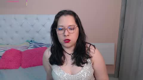 May online show from 1, 12, 2025