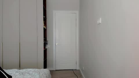 Mia online show from 2, 3, 2026