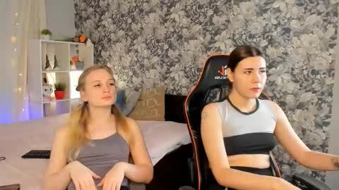 Leila online show from 4, 12, 2025