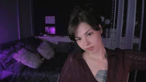 Snapshot of maya___muse chatting on 23, 6, 2026 Maya online show from 23, 6, 2026