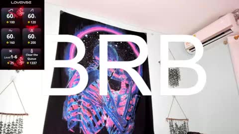 Snapshot of maya__fox chatting on 13, 2, 2025 OF mayitta19 online show from 13, 2, 2025