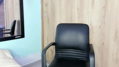 Snapshot of maya__fox chatting on 13, 3, 2026 OF mayitta19 online show from 13, 3, 2026
