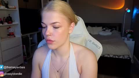 Maya online show from 7, 4, 2026