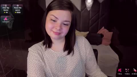 Woman online show from 5, 3, 2025