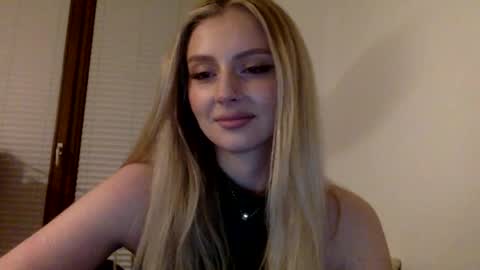 mayaflirt online show from 9, 4, 2026