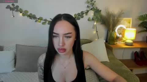 Snapshot of mayaglamourr chatting on 16, 6, 2026 mayaglamourr online show from 16, 6, 2026