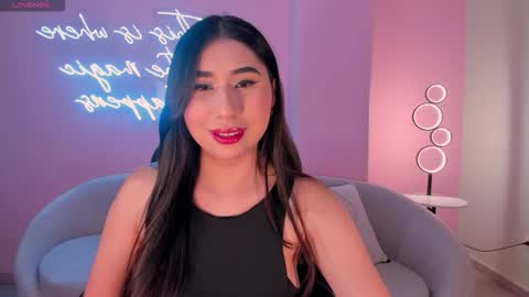 Snapshot of mayamoretti chatting on 22, 12, 2025 Maya online show from 22, 12, 2025