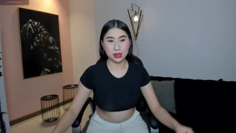 Snapshot of mayamoretti chatting on 23, 12, 2025 Maya online show from 23, 12, 2025