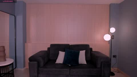 Maya online show from 31, 3, 2026