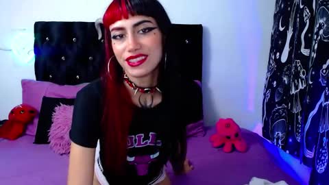 Snapshot of mayaredd chatting on 4, 3, 2025 mayaredd online show from 4, 3, 2025