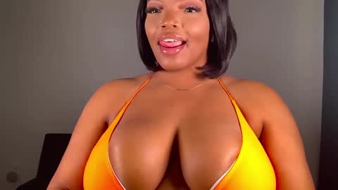 Snapshot of maybabi chatting on 1, 12, 2024 MayBabi online show from 1, 12, 2024