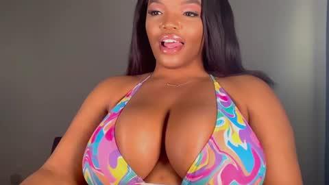 Snapshot of maybabi chatting on 1, 2, 2025 MayBabi online show from 1, 2, 2025