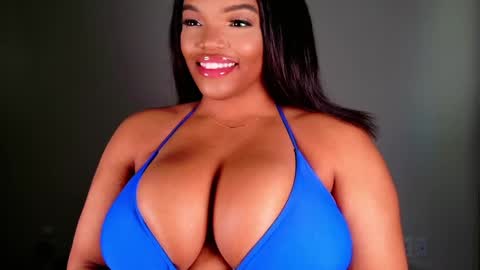 Snapshot of maybabi chatting on 11, 2, 2025 MayBabi online show from 11, 2, 2025