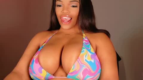 Snapshot of maybabi chatting on 6, 3, 2025 MayBabi online show from 6, 3, 2025